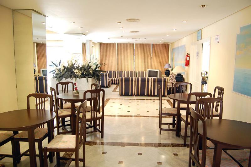 Hotel El Faro Μαρμπέλλα Εστιατόριο φωτογραφία